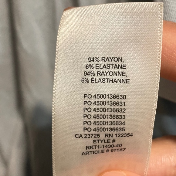 Babaton Everyday T-Shirt - Picture 6 of 6